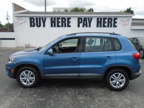 2017 Volkswagen Tiguan SE